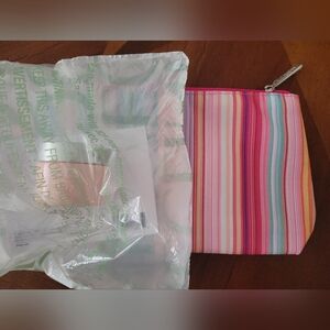 NIB Clinique Moisture Surge With Bag